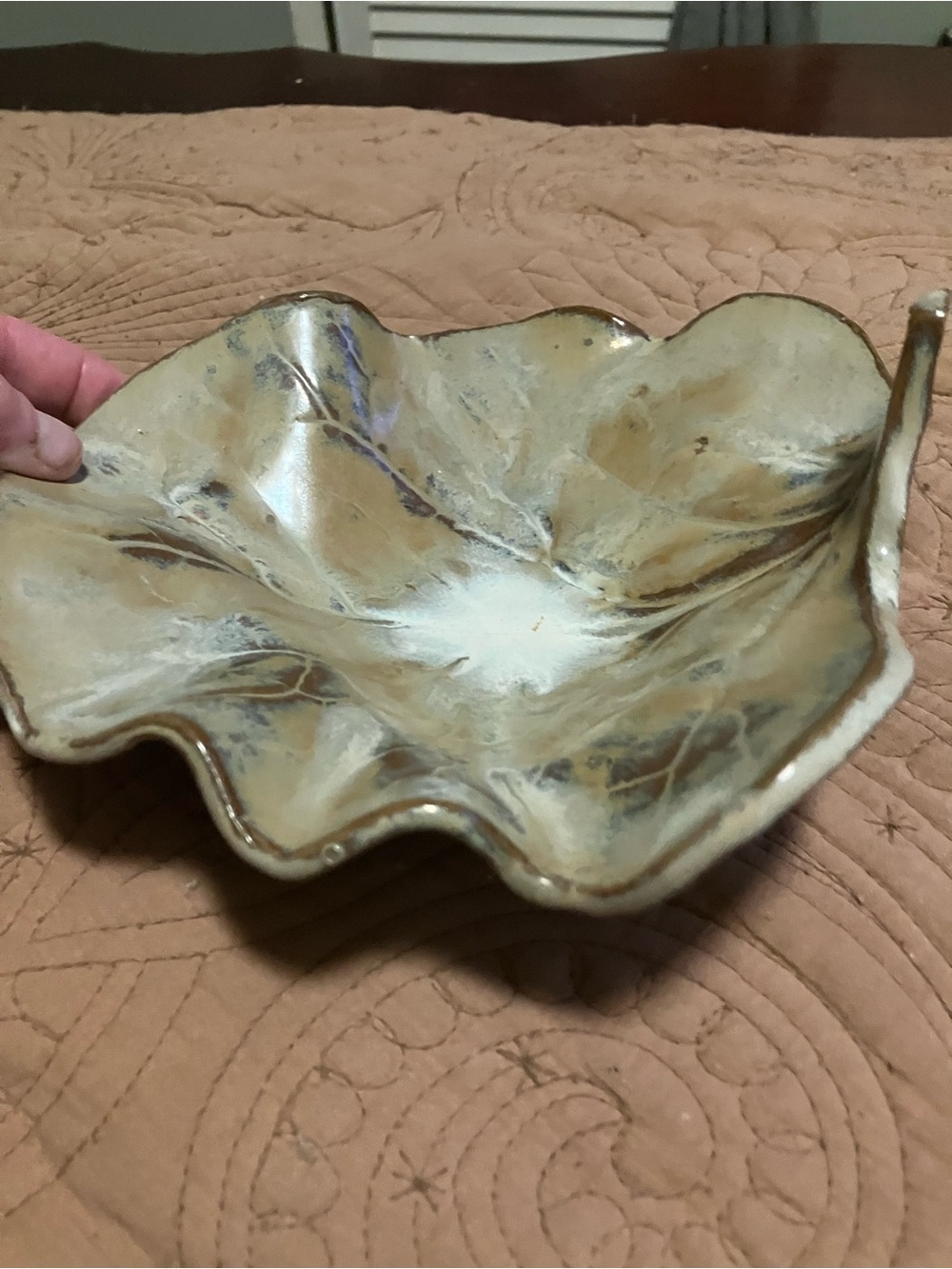 Handcrafted Ceramic Leaf Bowl in Cream and Gold